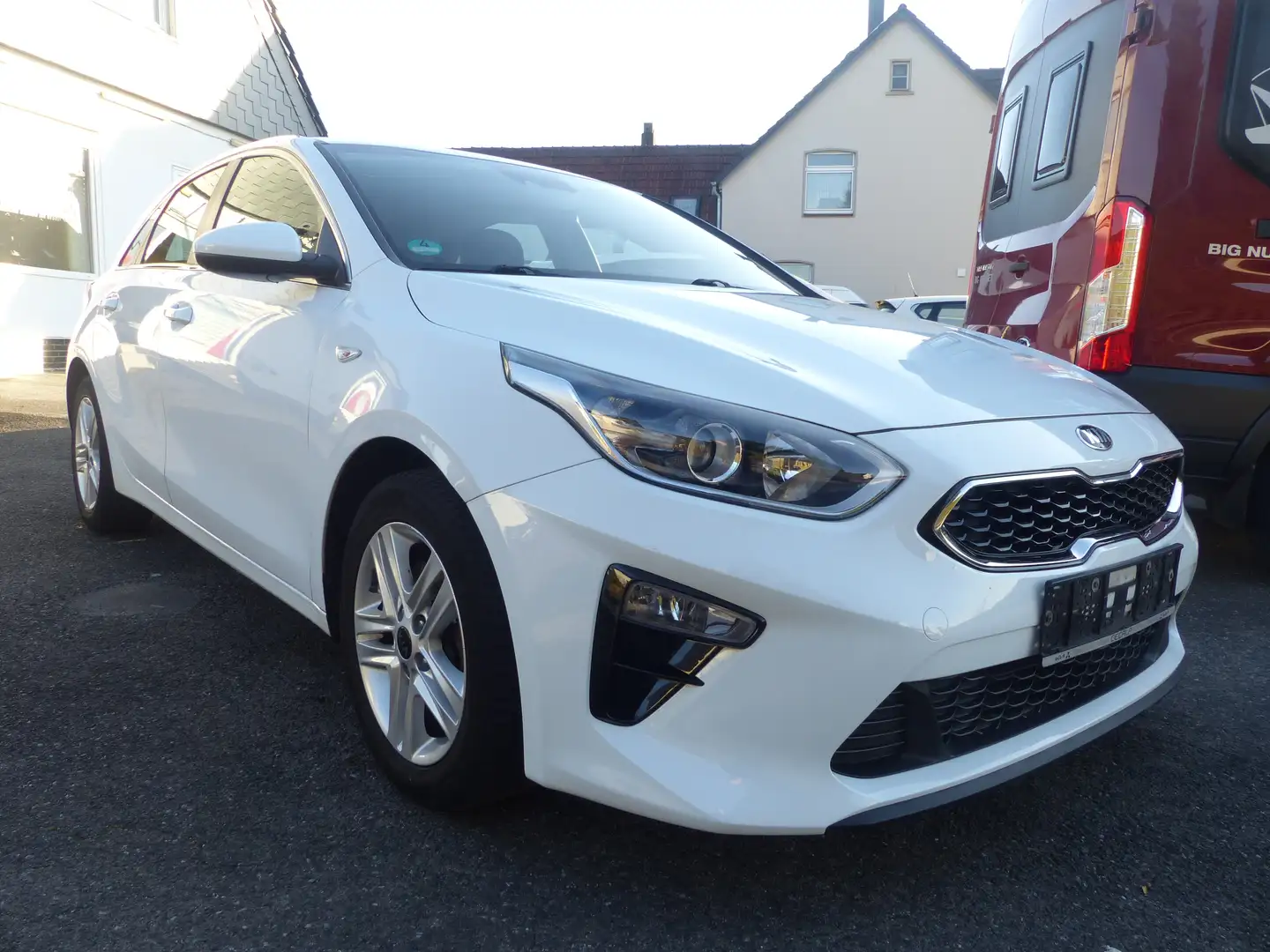 Kia Ceed / cee'd Vision Weiß - 2