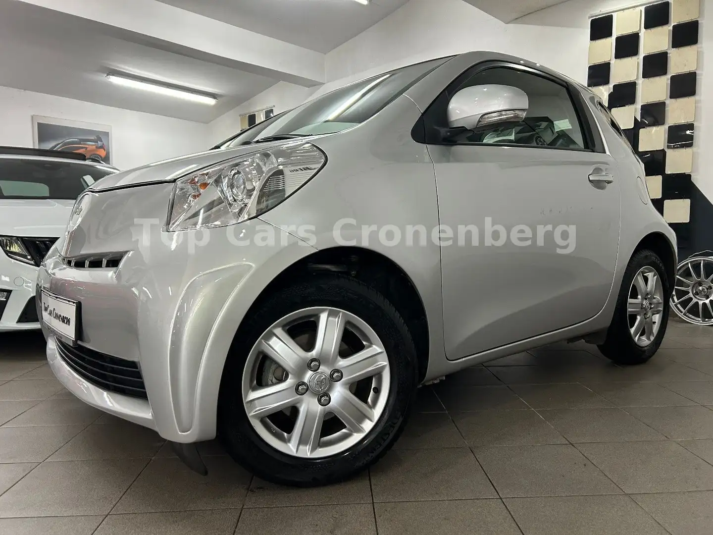 Toyota iQ 1.0 VVT-i*Automatik*37.766KM*Klima*EURO4*Alus Gümüş rengi - 2