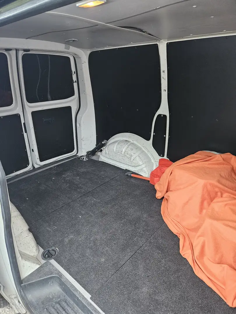 Volkswagen T5 Weiß - 2