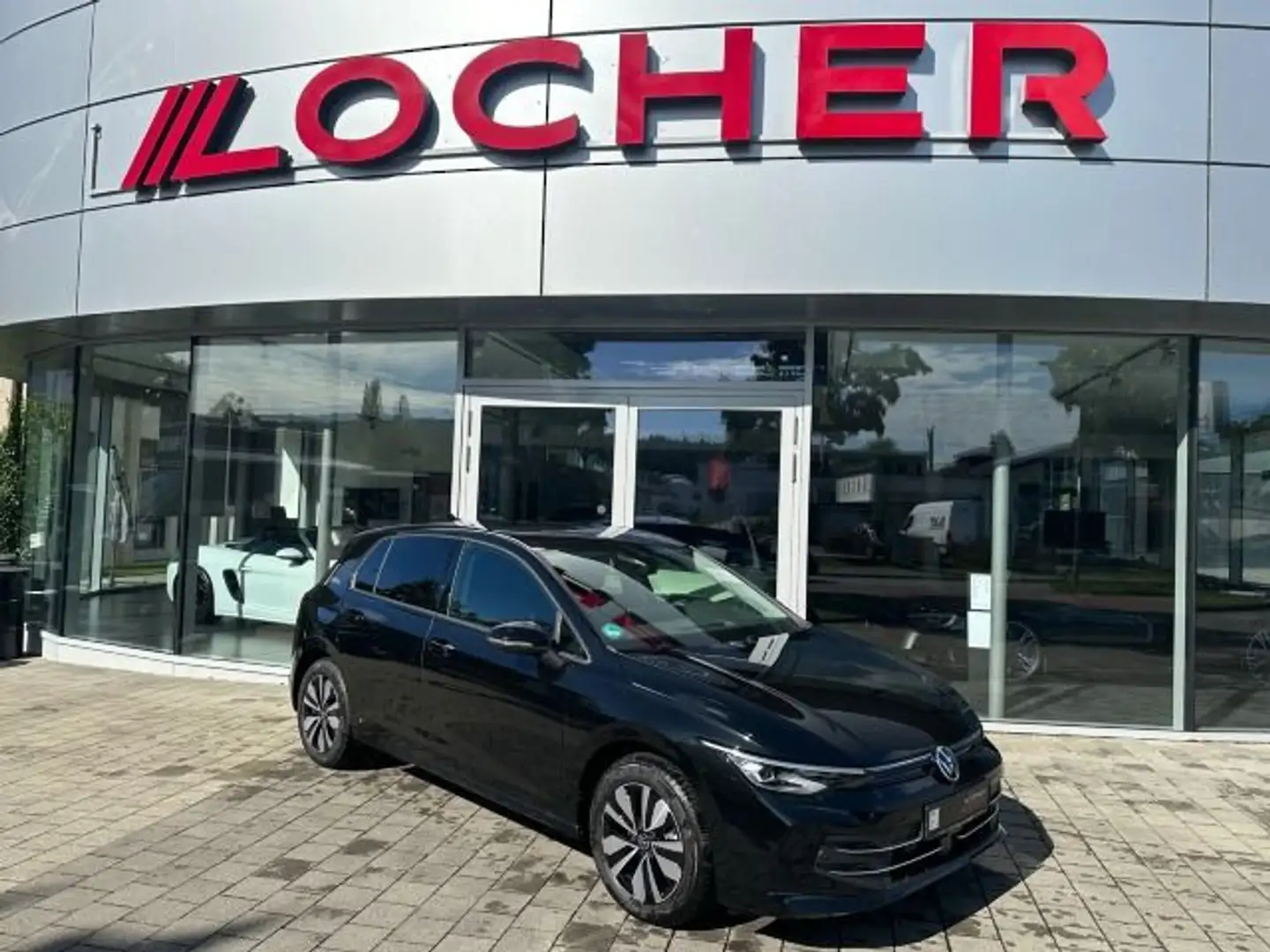 Volkswagen Golf Goal 1,5 l eTSI DSG ACC LED AHK Rear View D Schwarz - 1