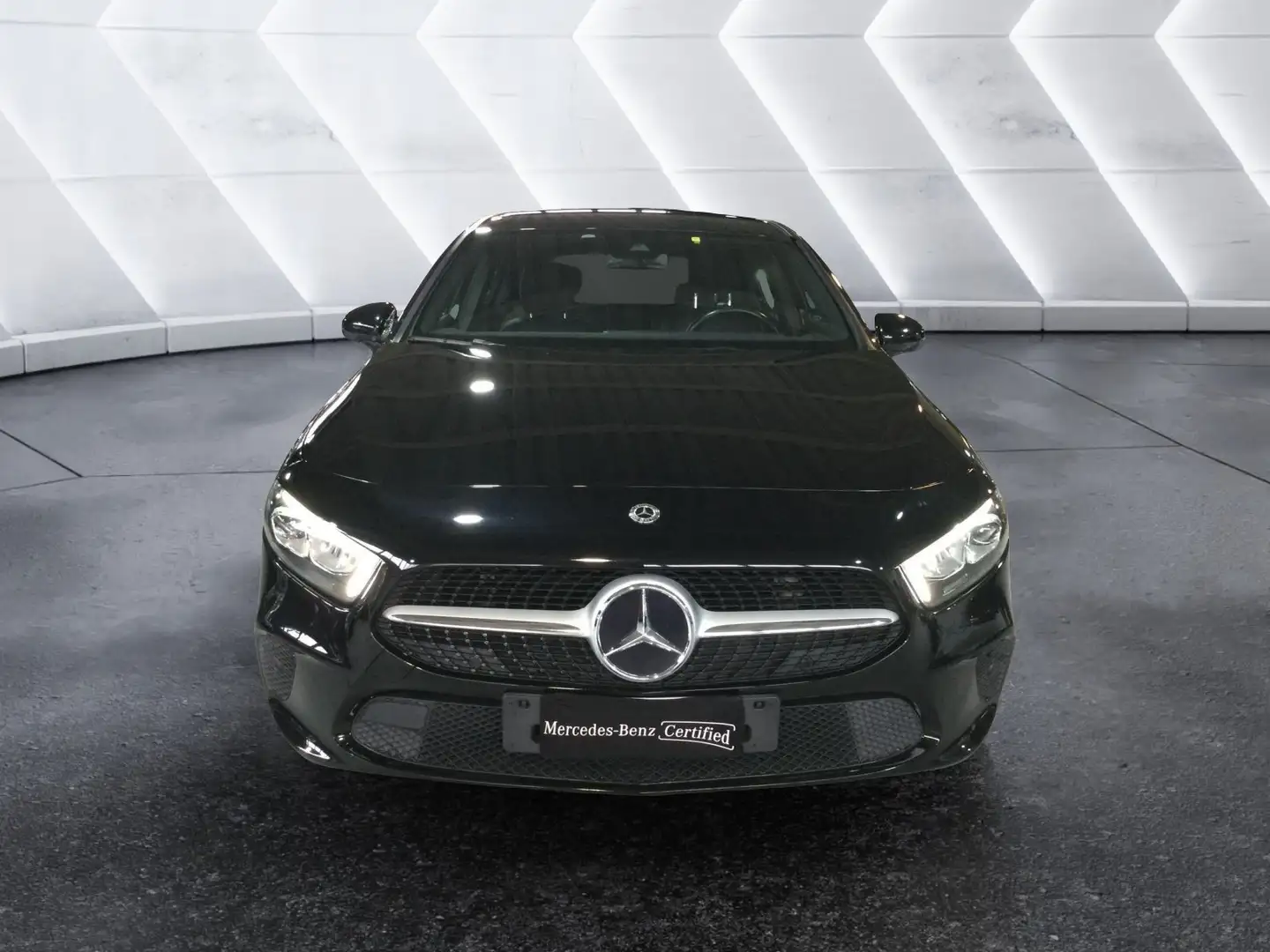 Mercedes-Benz A 180 A 180 d Automatic Sport Nero - 2