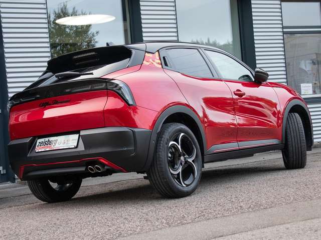 Alfa Romeo Junior Junior 1.2 VGT Ibrida Speciale Tech+Sport