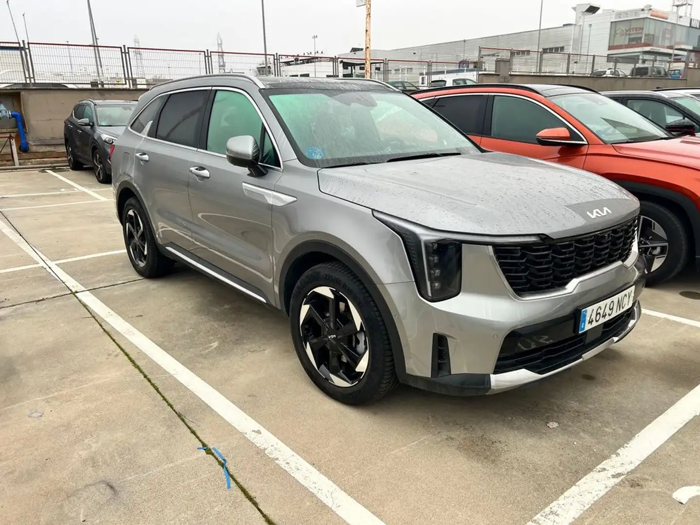 Kia Sorento 1.6 T-GDi PHEV Emotion Pack Premium 4x4 Gris - 1