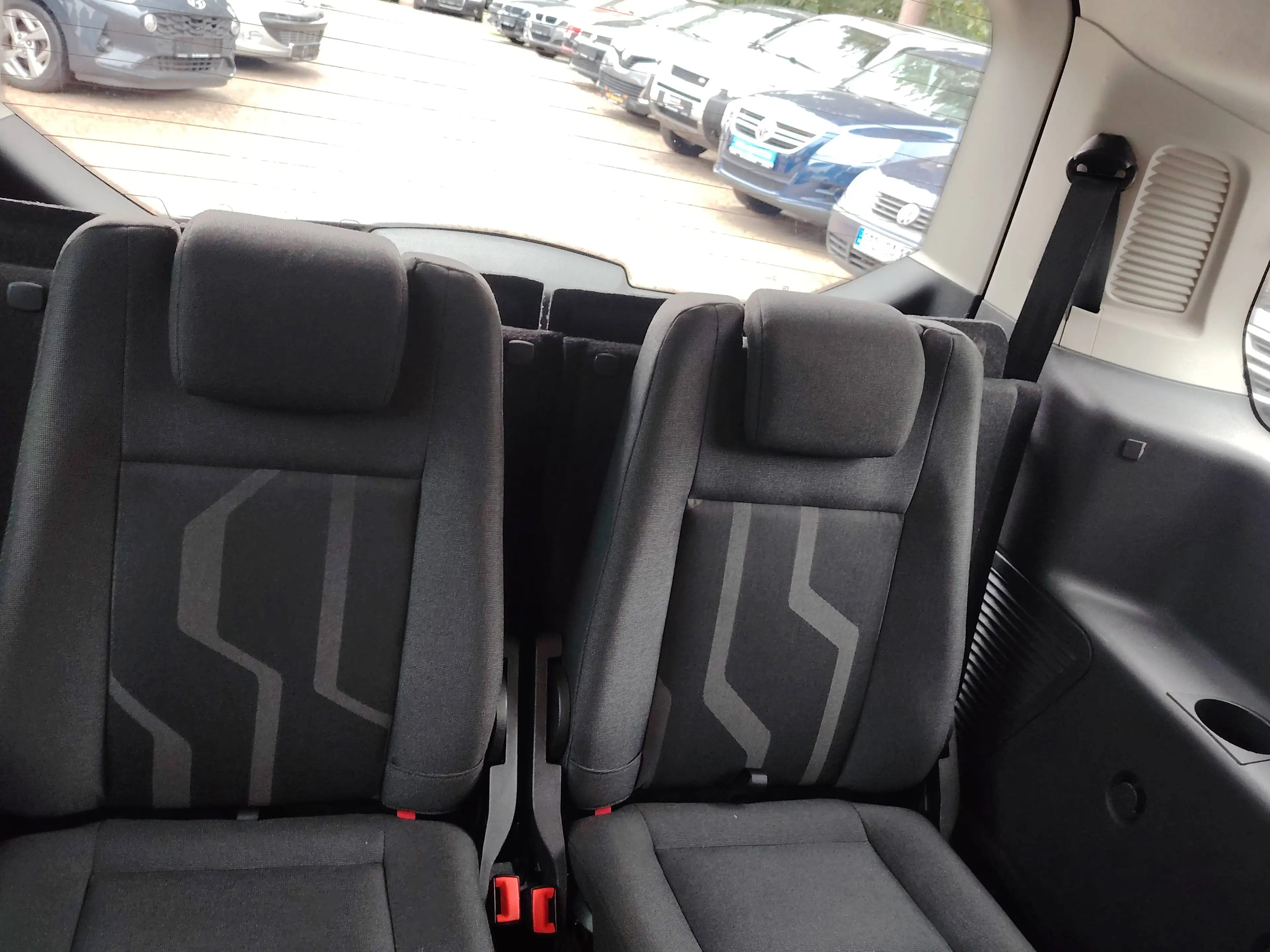 Ford Tourneo Connect Trend / 7 Sitze / Lang / — photo 9