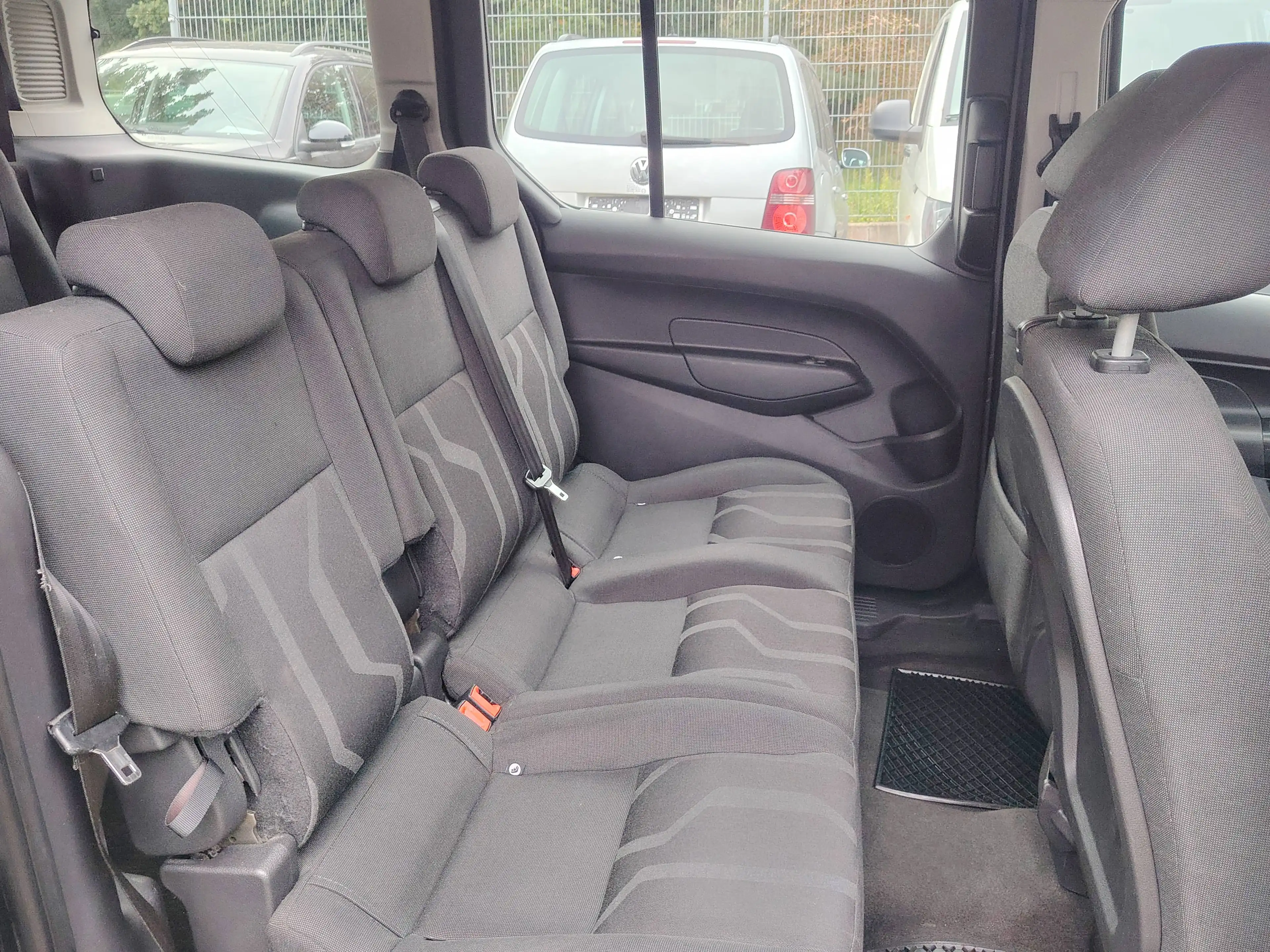 Ford Tourneo Connect Trend / 7 Sitze / Lang / — photo 10