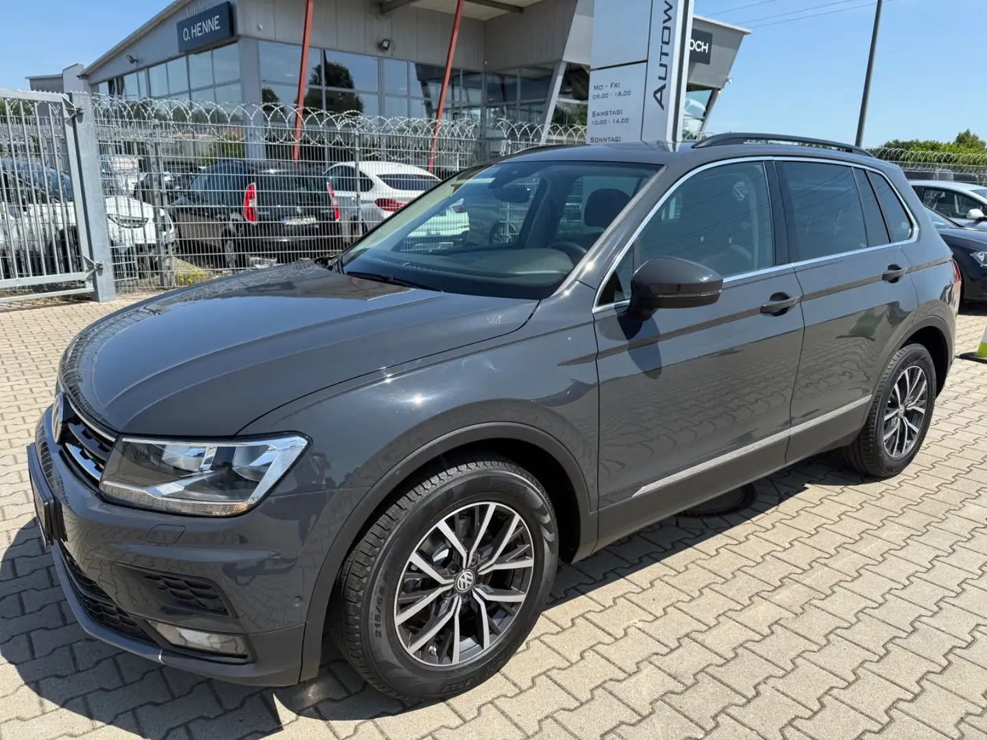 Volkswagen Tiguan Comfortline BMT/Start-Stopp Gris - 2