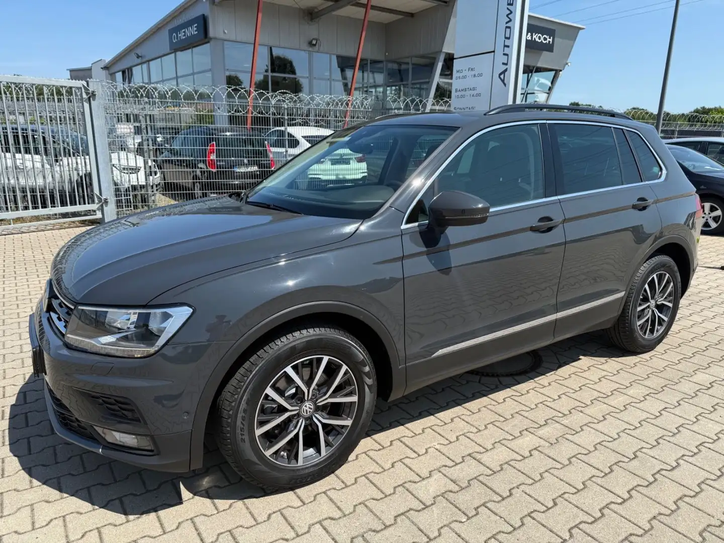 Volkswagen Tiguan Comfortline BMT/Start-Stopp Gris - 1