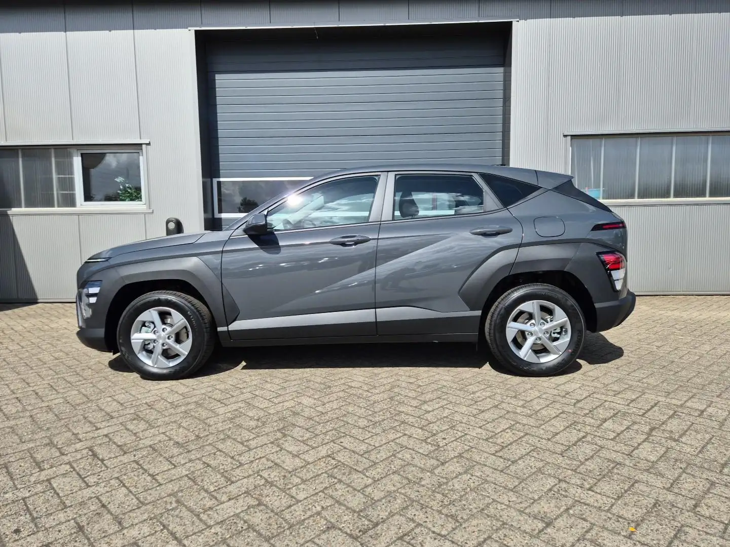Hyundai KONA Select 1.6 GDI 129PS Hybrid Automatik MY2025 Vo... Grau - 2