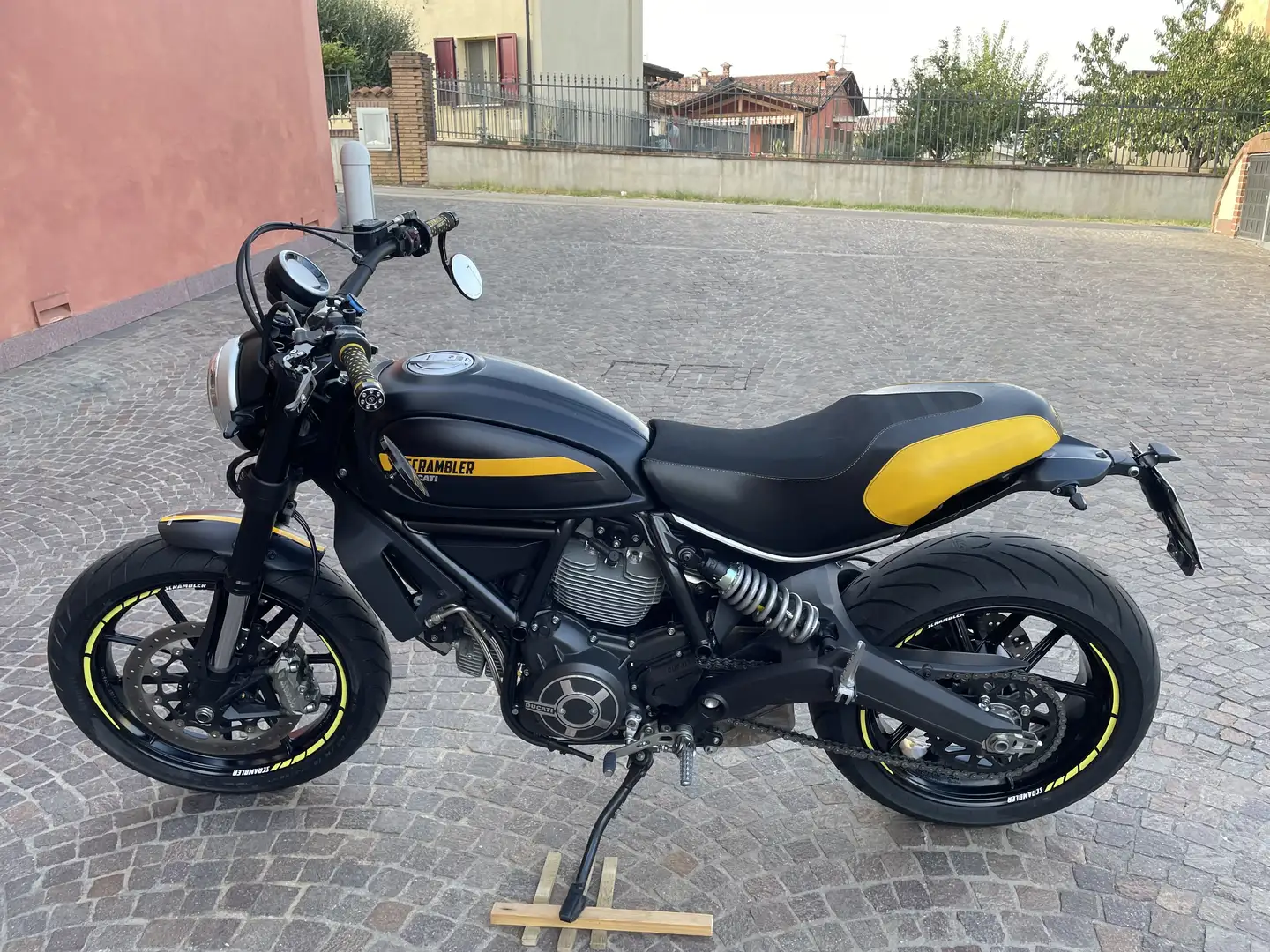 Ducati Scrambler Full Throttle 35 kw - 2