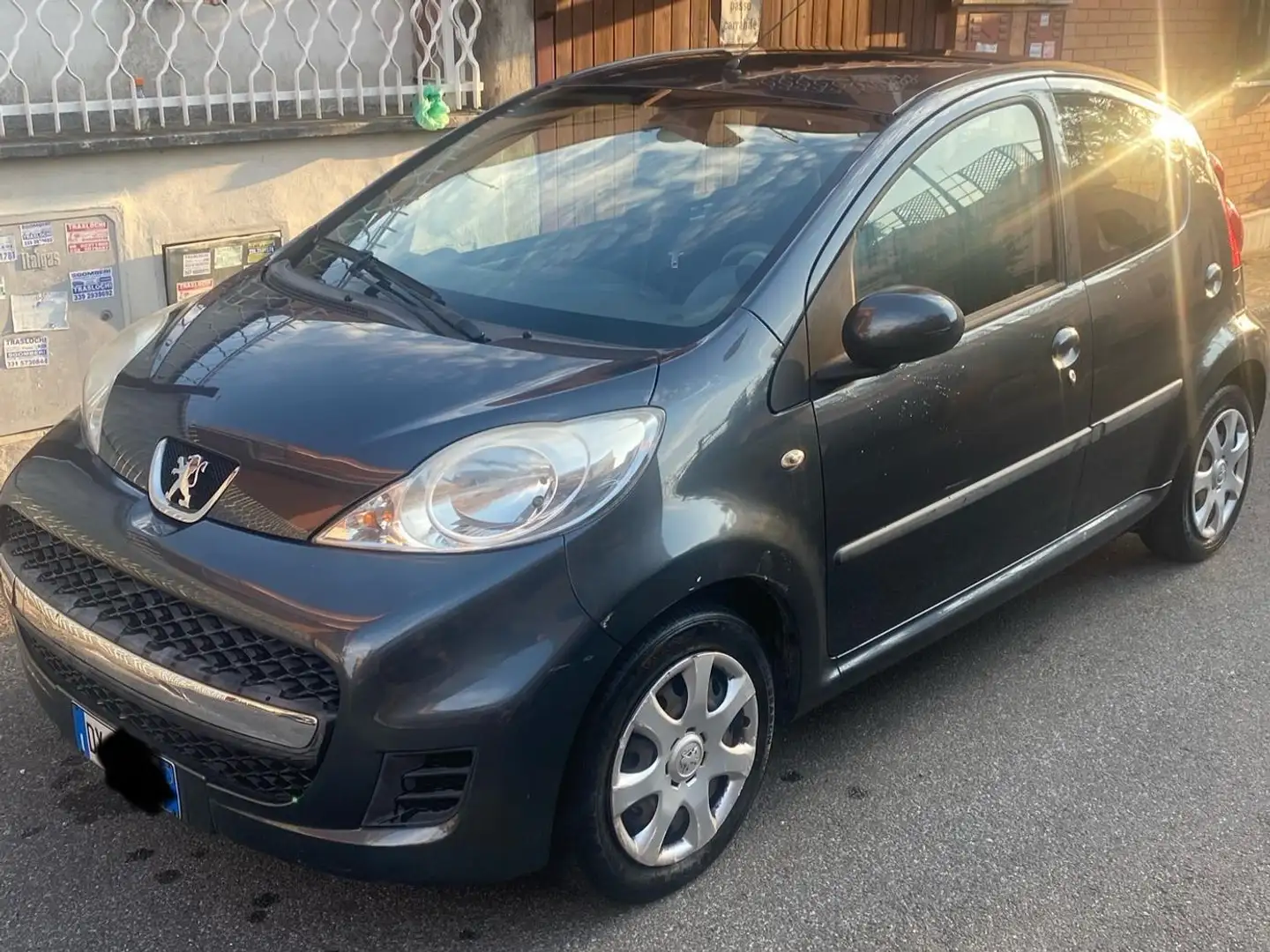 Peugeot 107 107 1.0 12v Active (plaisir) 5p FL Nero - 1