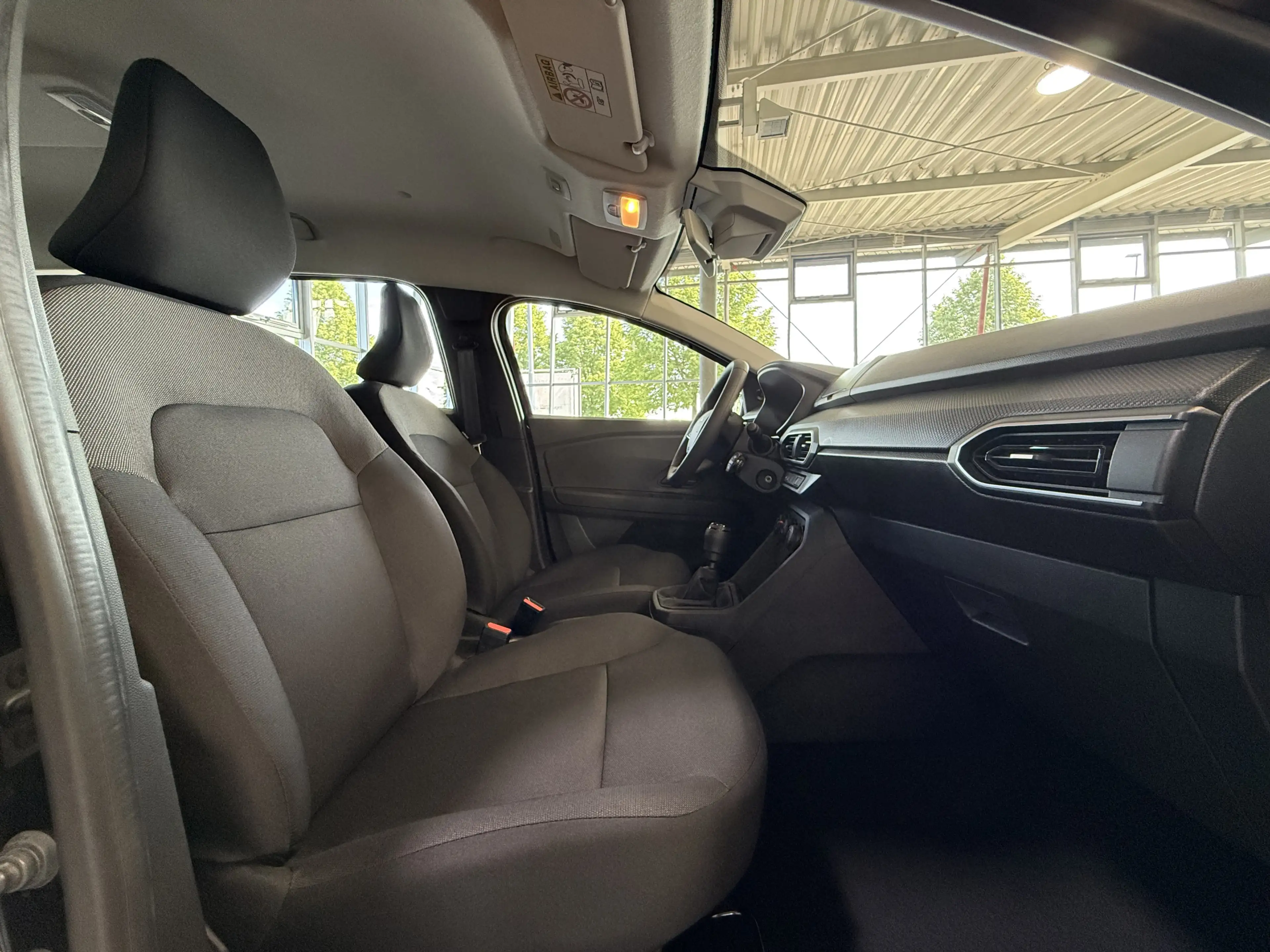 Dacia Jogger Eco-G 100 Essential 7-Sitzer Klima PDC — photo 14