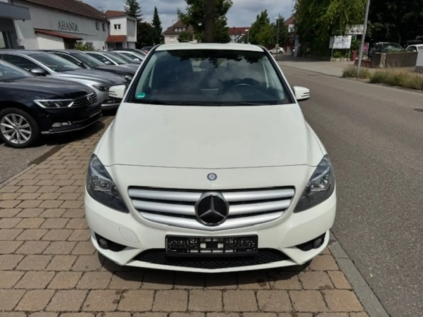 Mercedes-Benz B 180 BLUE EFFICIENCY Blanc - 2