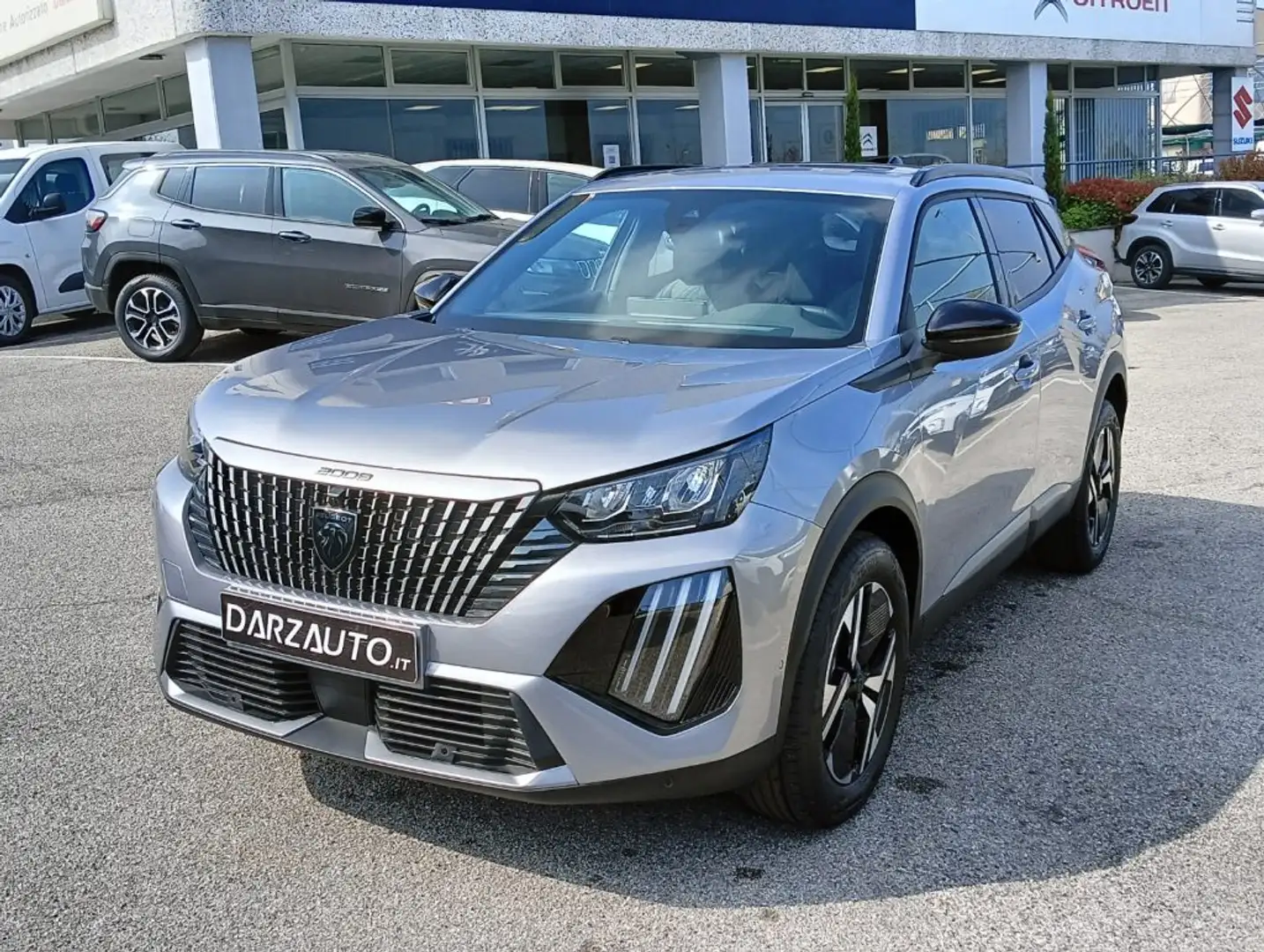 Peugeot 2008 PureTech 100 S&S Allure Grau - 1