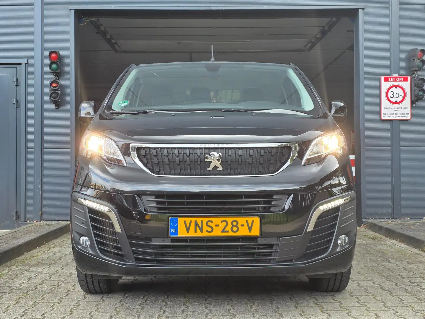 Peugeot Expert 1.5 BlueHDI 100 Standard Premium / NAP / CAMERA / Noir - 2