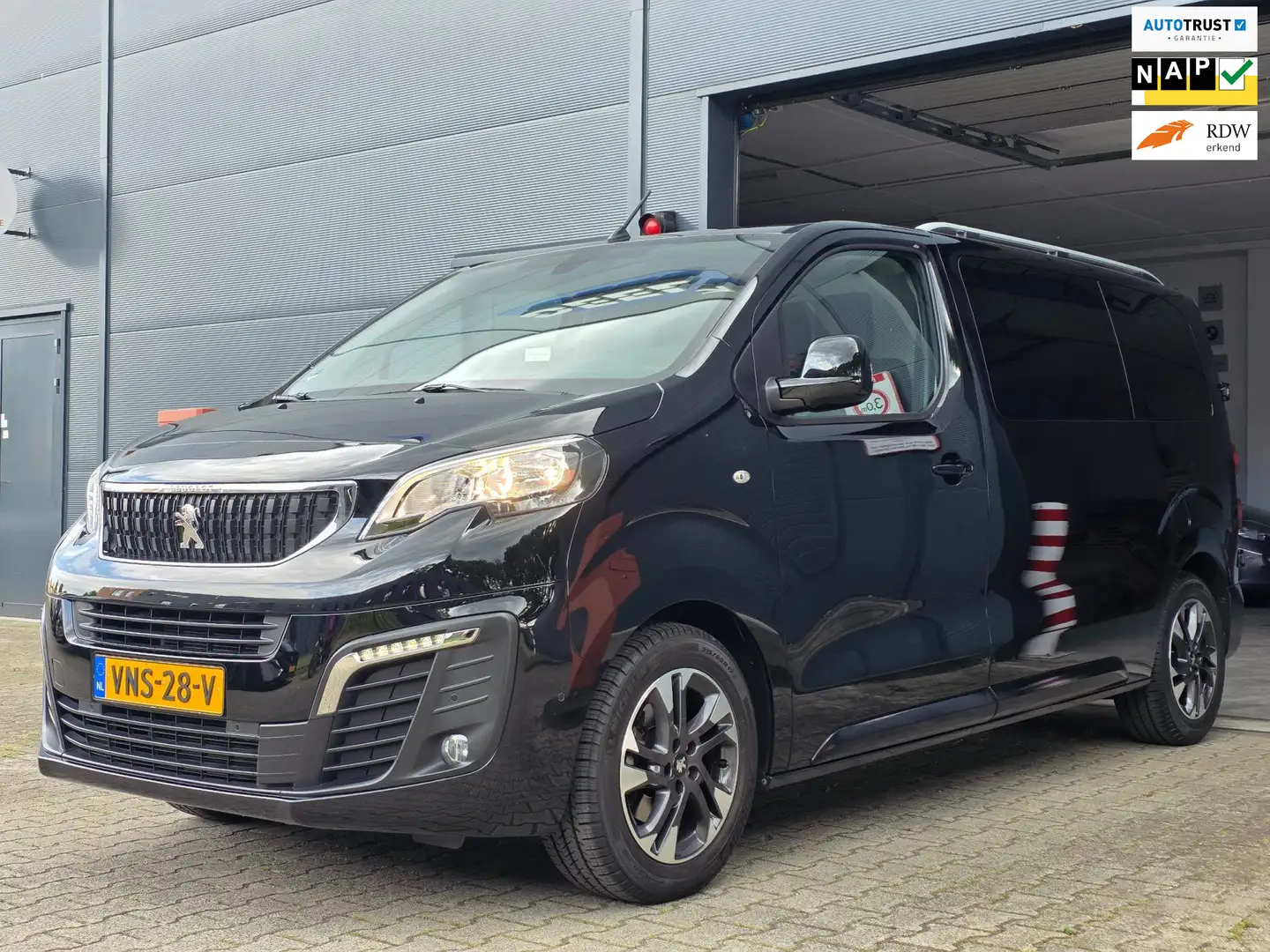 Peugeot Expert 1.5 BlueHDI 100 Standard Premium / NAP / CAMERA / Noir - 1