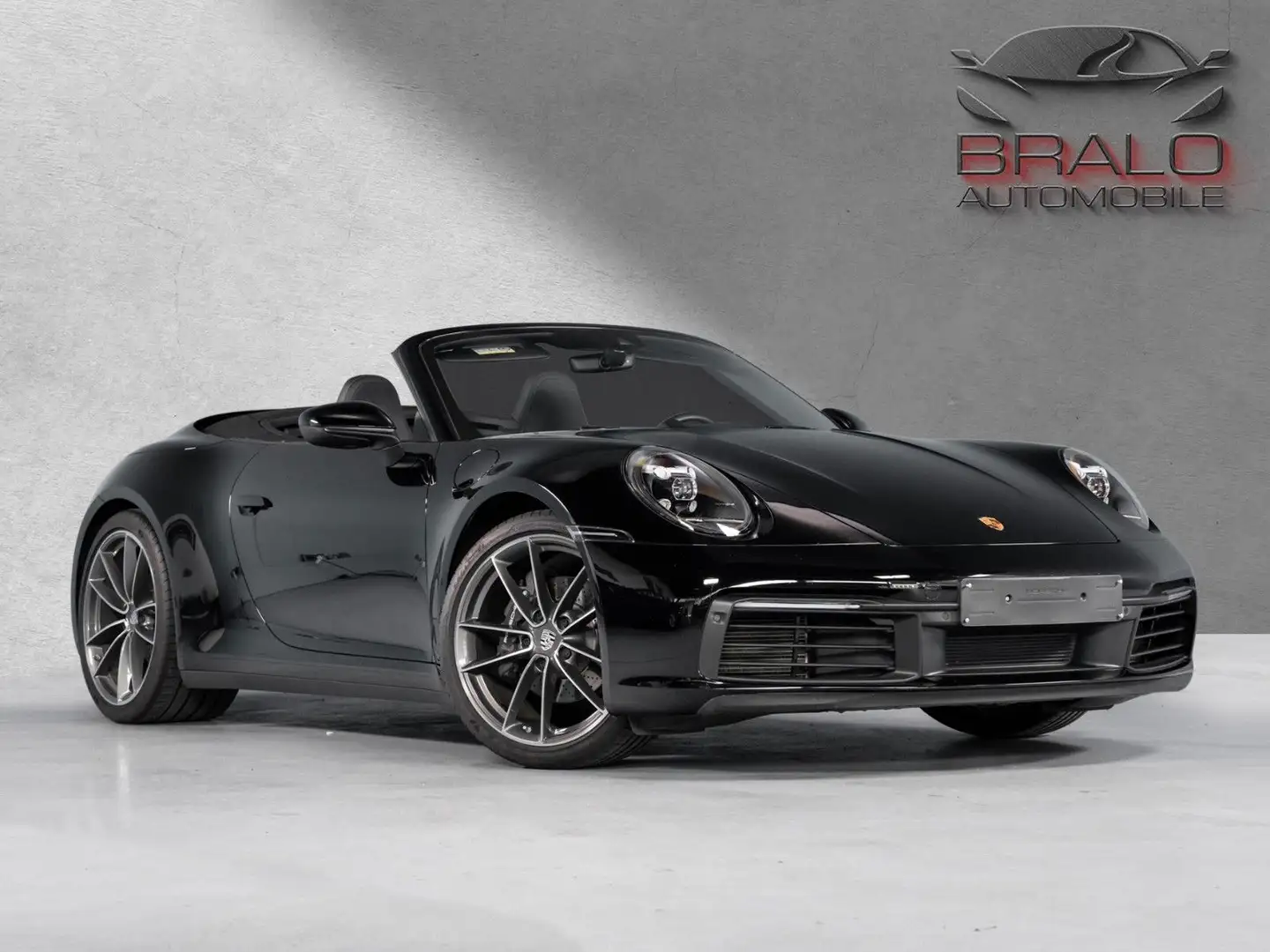 Porsche 992 911 Carrera Cabrio,Sport Chrono,Bose,Appr. 08.26 Чорний - 2
