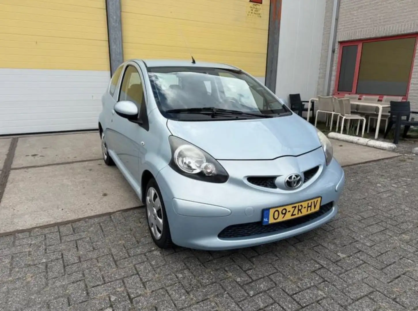 Toyota Aygo 1.0-12V + | Airco | NIEUWE APK | NAP Blauw - 1