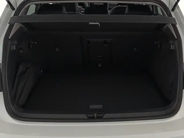 Volkswagen Golf view 7