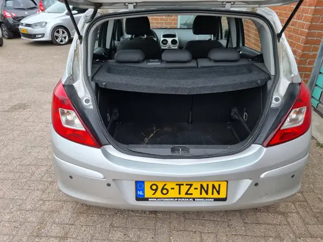 Opel Corsa view 17