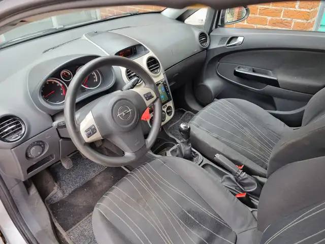 Opel Corsa view 27