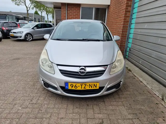 Opel Corsa view 15