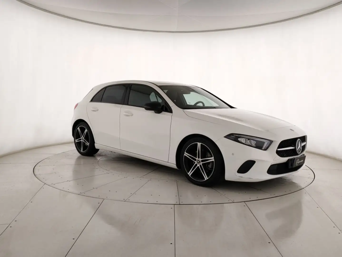 Mercedes-Benz A 180 A 180 d Sport auto Bianco - 1