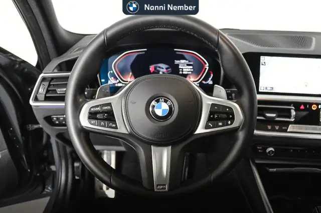 BMW 3 Series view 10