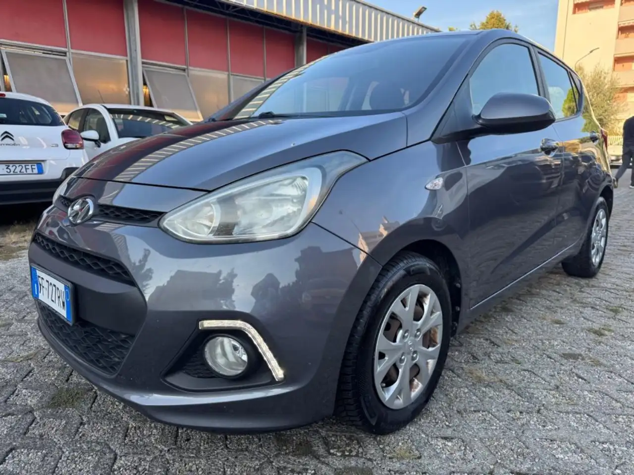 Hyundai i10