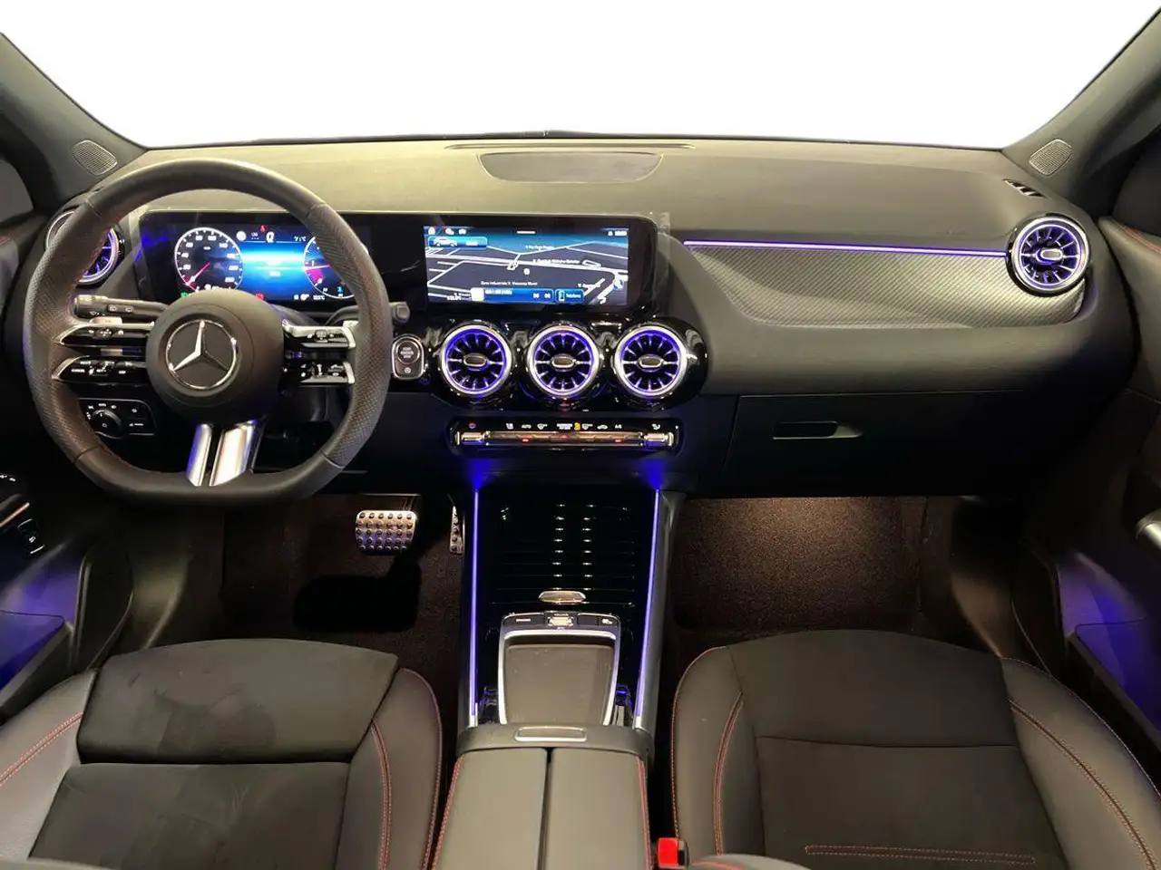 Mercedes-Benz GLA 2026 — фото 9