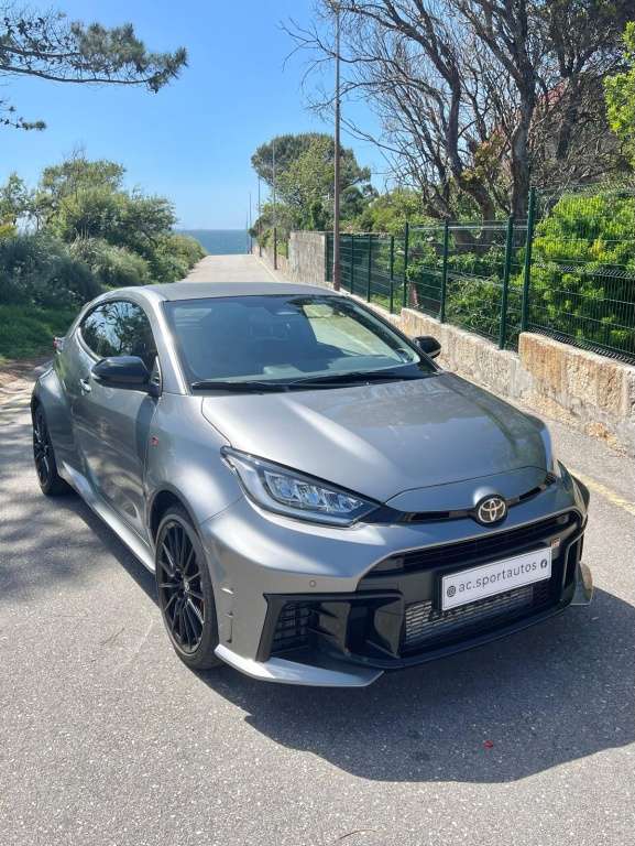 Toyota Yaris GR RZ + Touring Pack Aut. - foto 1