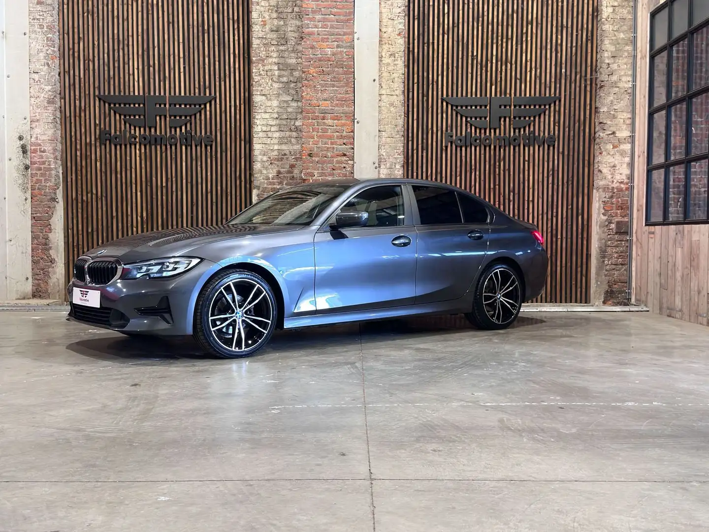 BMW 318 2.0d *NAVI PRO*SPORTZETELS*DAB*LED* Grigio - 2