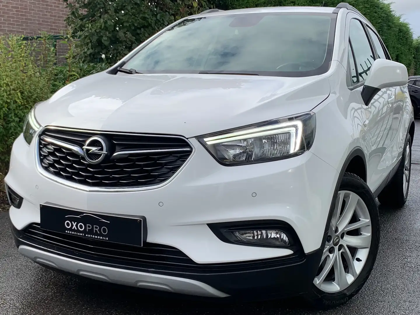 Opel Mokka X 1.6 CDTI / Gps / Clim Auto / Cruise / PDC / LED Blanc - 1