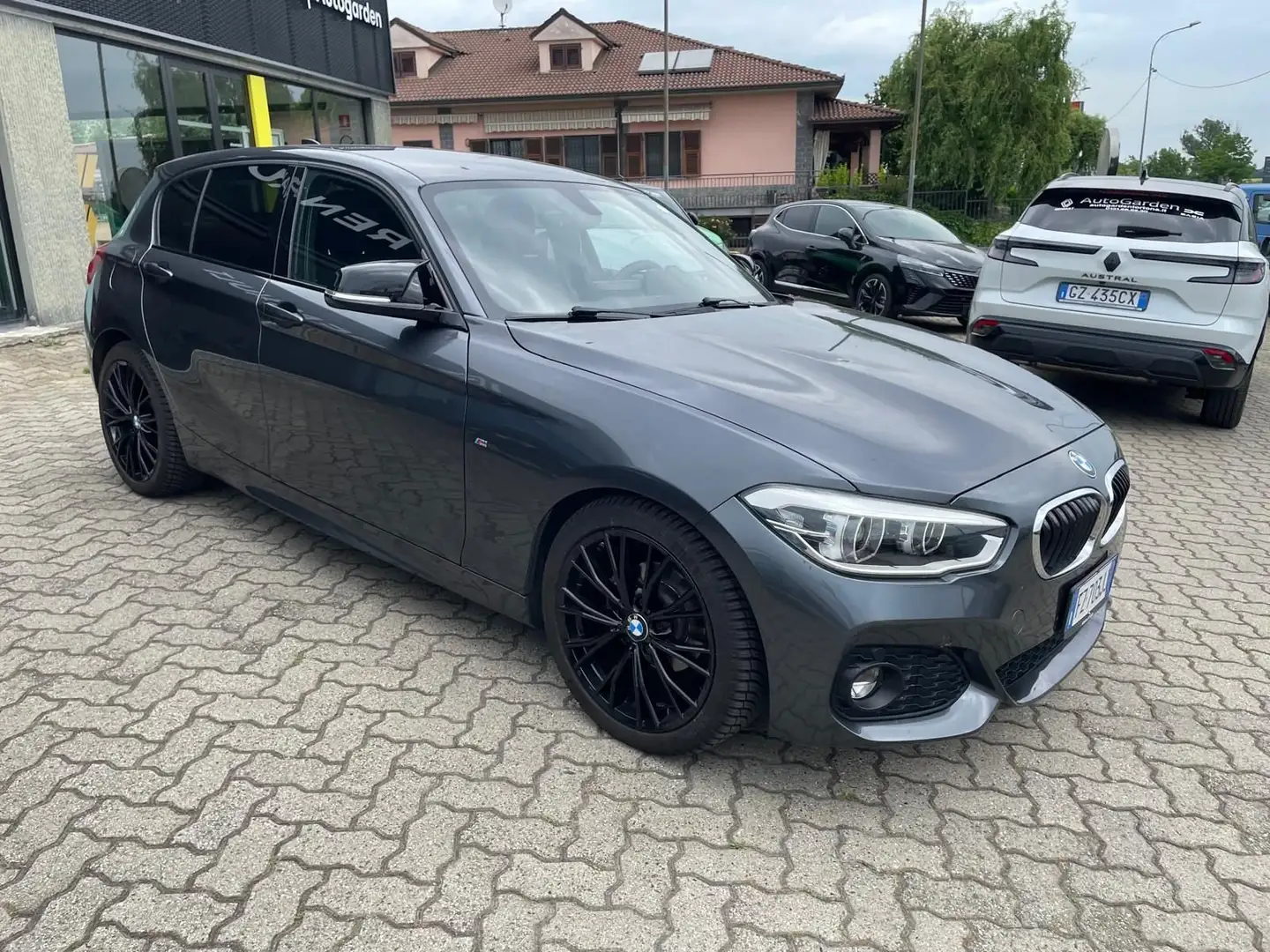 BMW 118 118d 5p. Msport Gris - 2