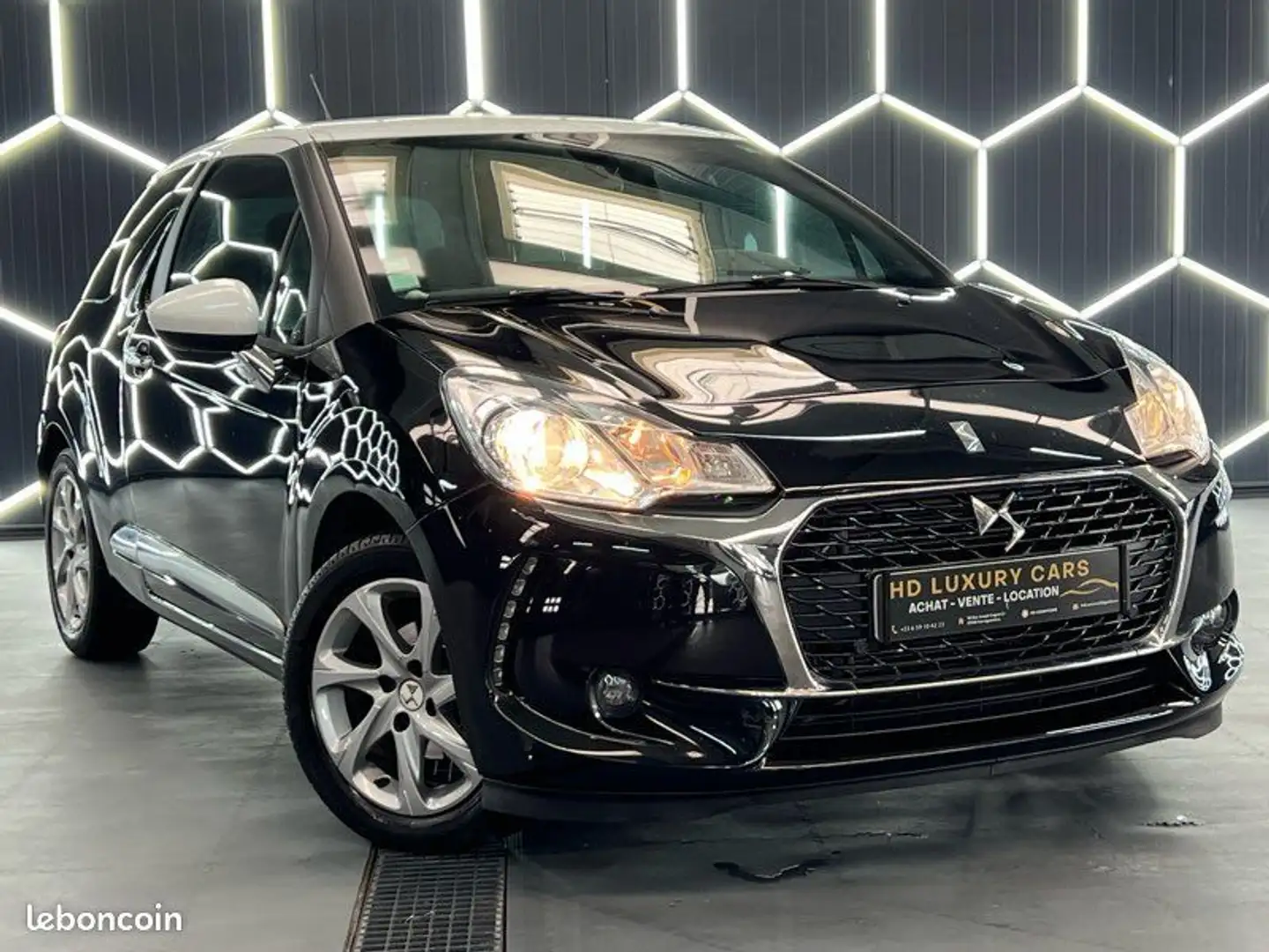 DS Automobiles DS 3 Citroën DS3 1.2 VTI 110ch boîte automatique Noir - 1