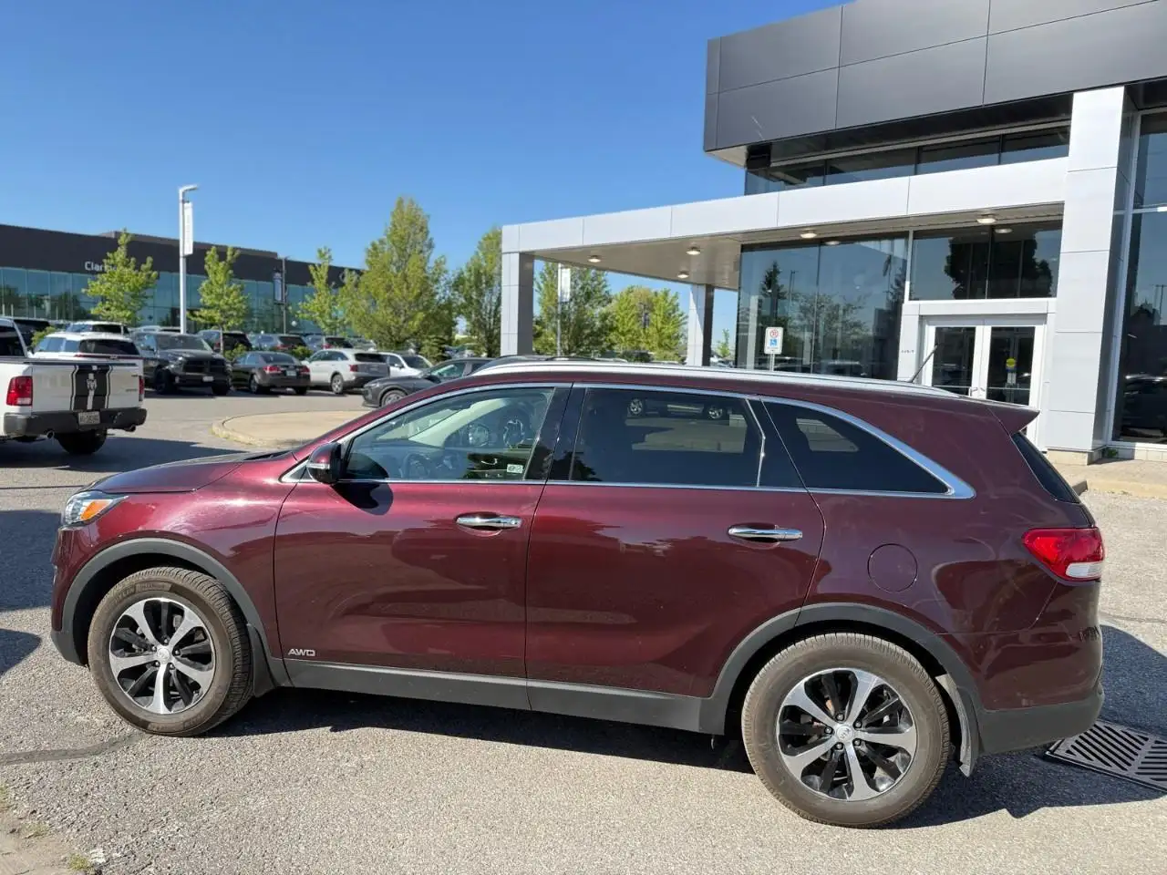 Kia Sorento снимка Kia Sorento