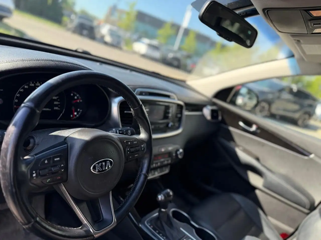 Kia Sorento снимка Kia Sorento