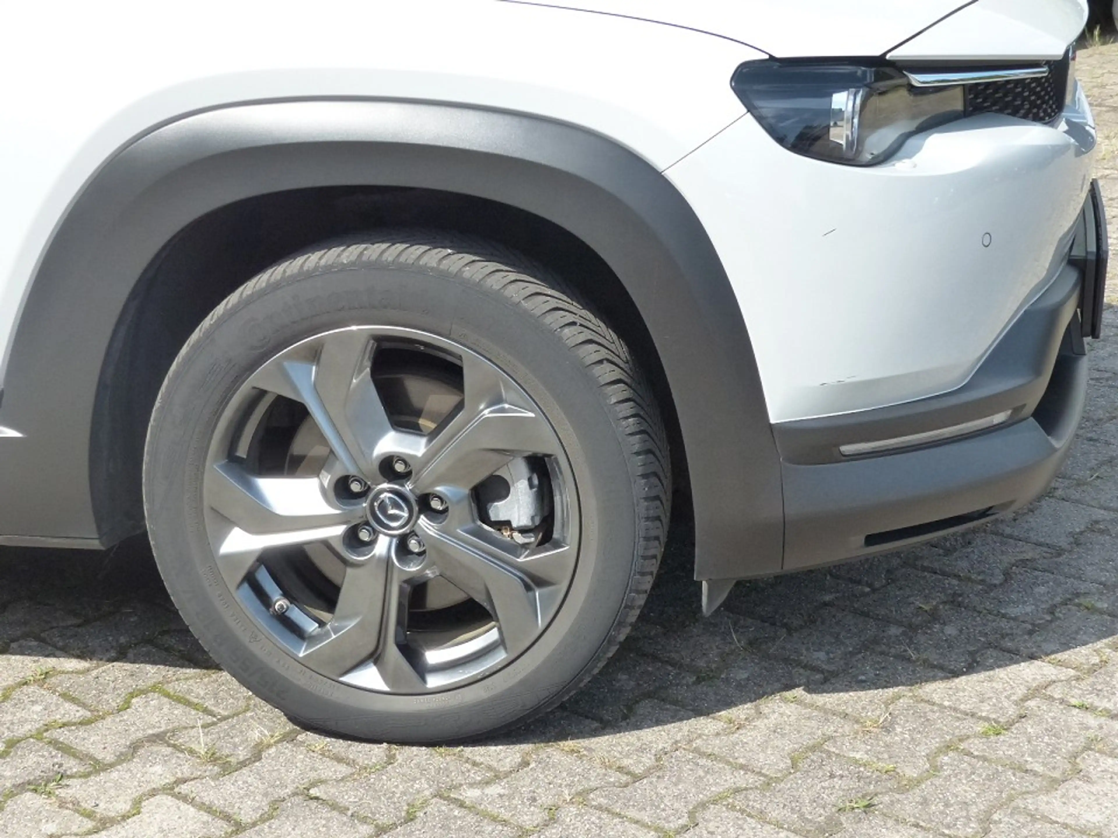 Mazda MX-30 35,5 kWh e-SKYACTIV 145 PS ADVantage + Allwetterre — photo 4