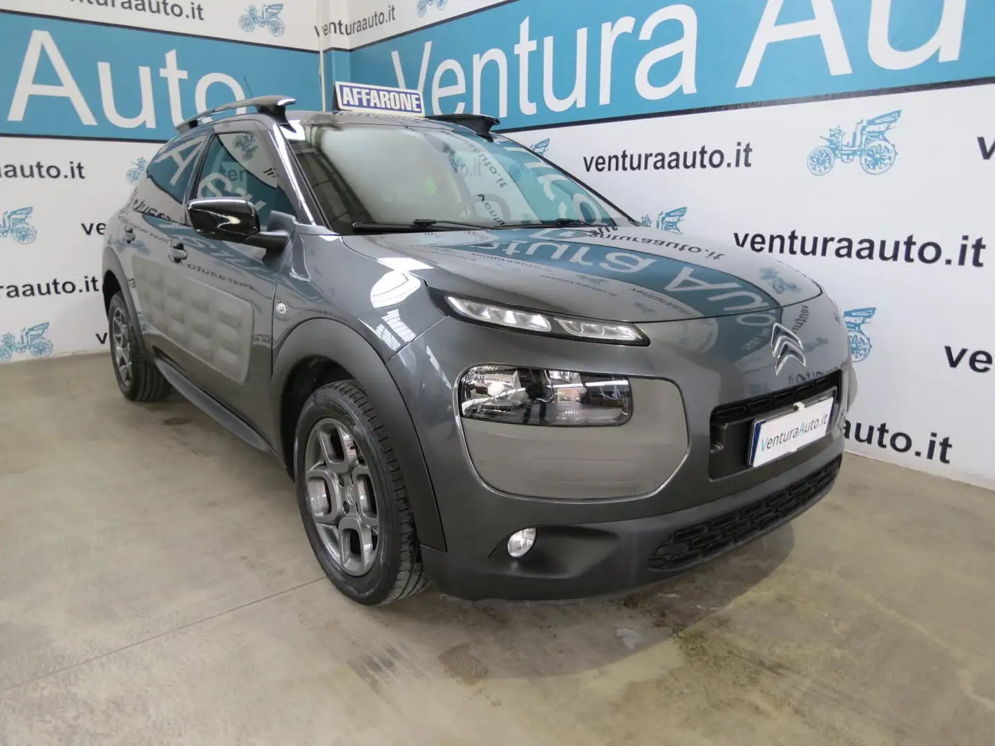 Citroen C4 Cactus 1.6 BLUEHDI 100 S&S SHINE Grijs - 1