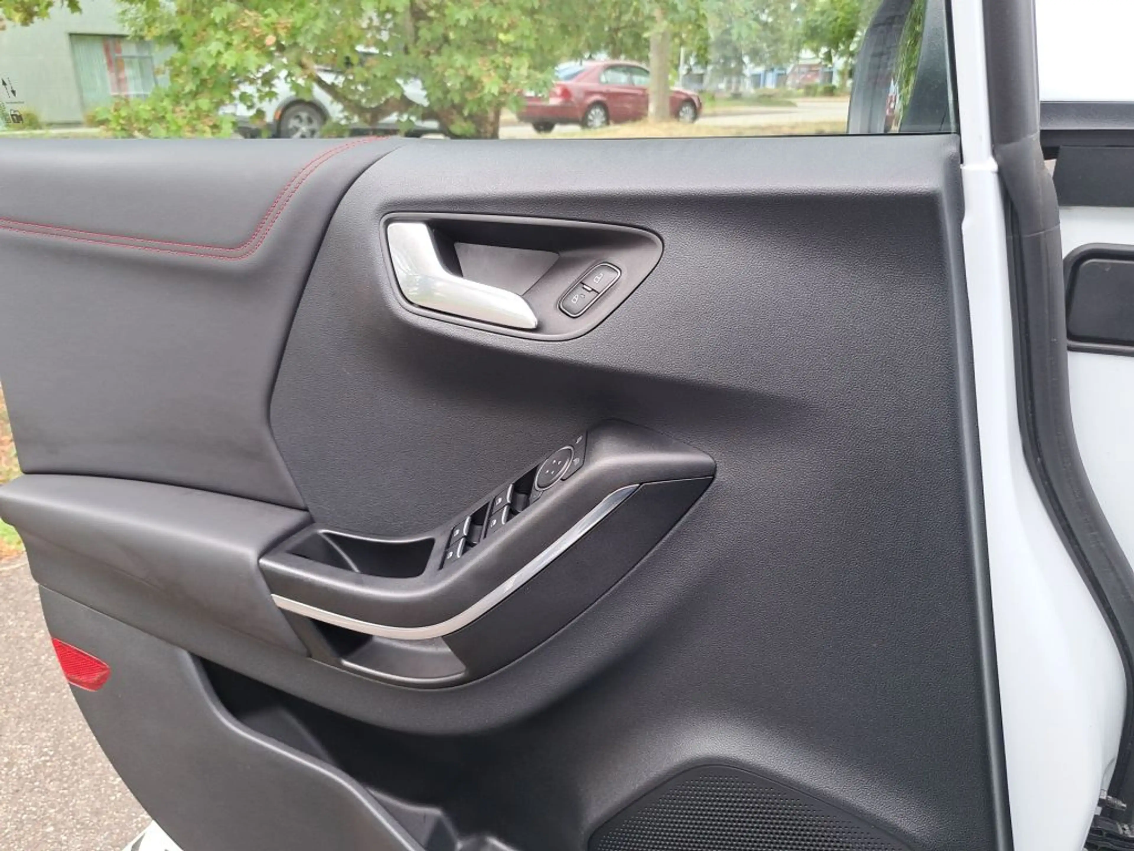 Ford Puma 1.0 EcoBoost Aut. ST-LINE X — photo 11