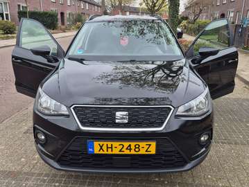 Seat Arona 1.0 TSI 116pk 2019 Zwart 2e eigenaar