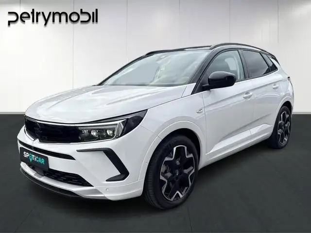 Opel Grandland X Ultimate PLUGIN // 0KM //