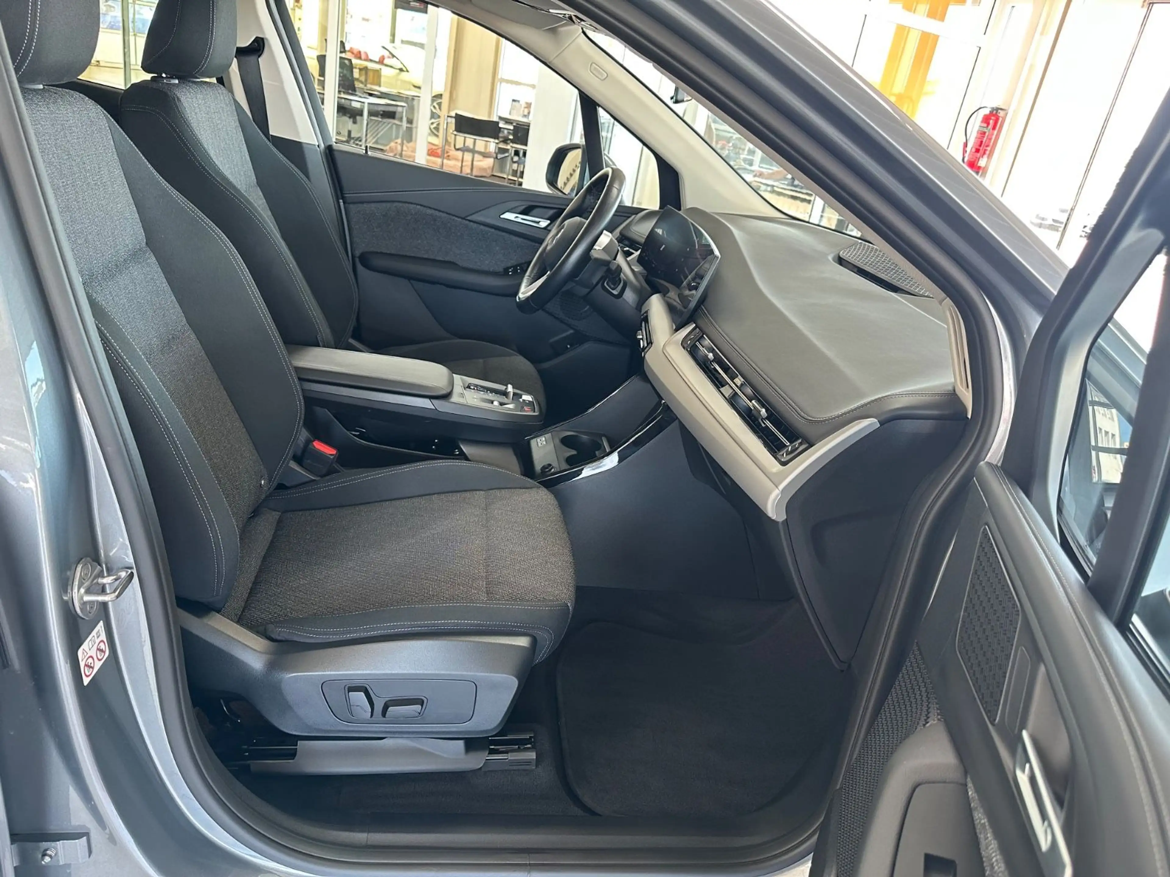BMW 225 225e Active Tourer Sport Line WIDESCREEN/PANO — photo 8