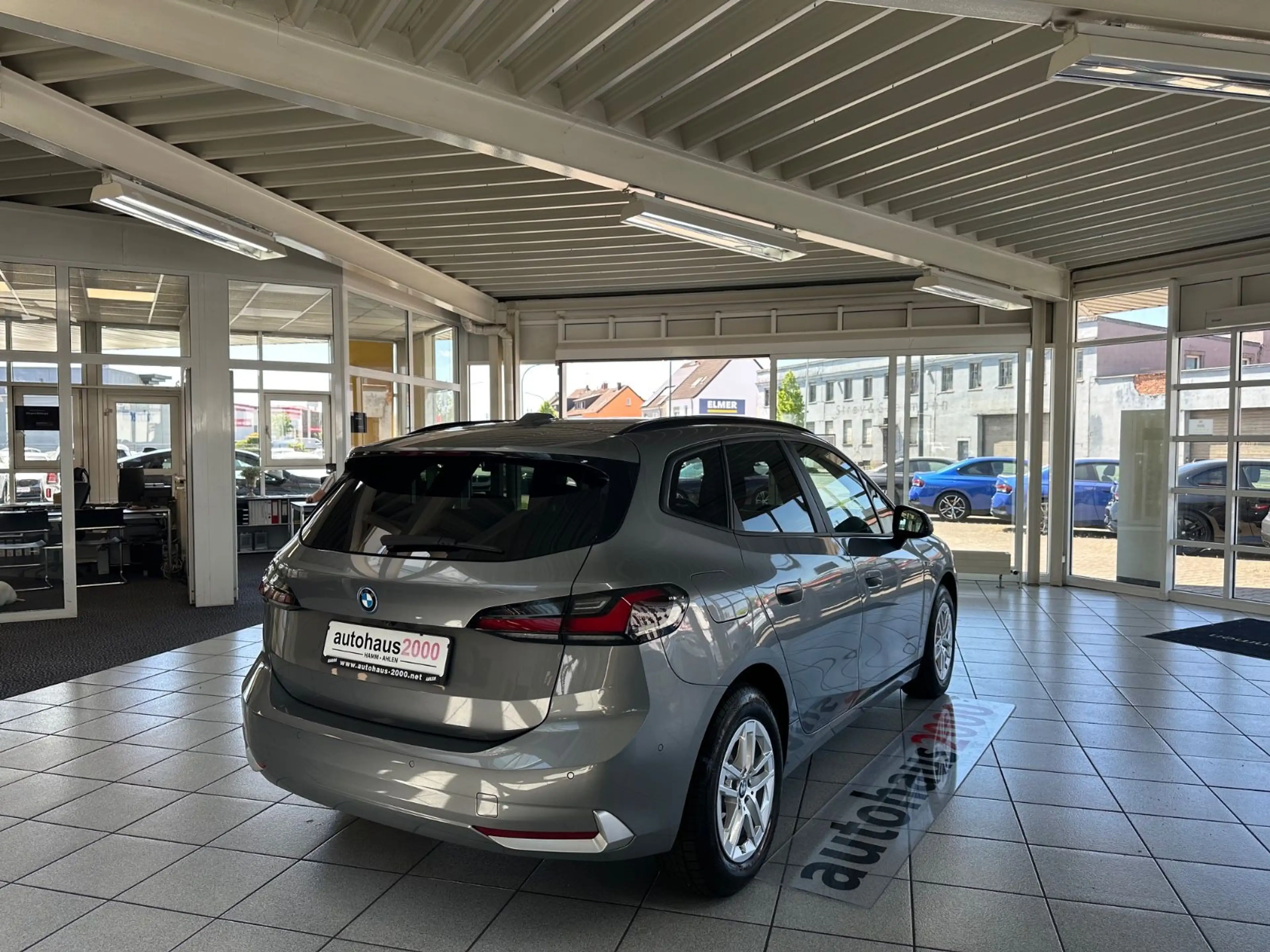 BMW 225 225e Active Tourer Sport Line WIDESCREEN/PANO — photo 3