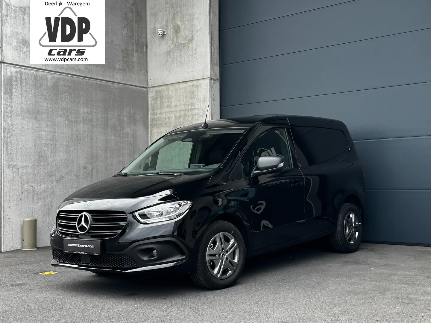 Mercedes-Benz Citan 110 PRO AUTOMAAT 2ZIT L.VRACHT CRUISE MBUX CARPLAY Plateado - 1