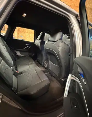 BMW X1 view 9