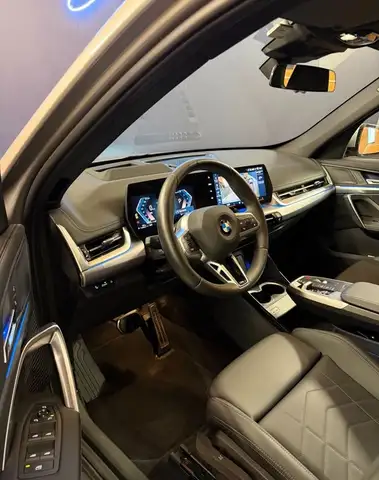 BMW X1 view 6