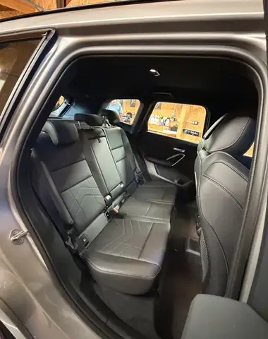 BMW X1 view 8