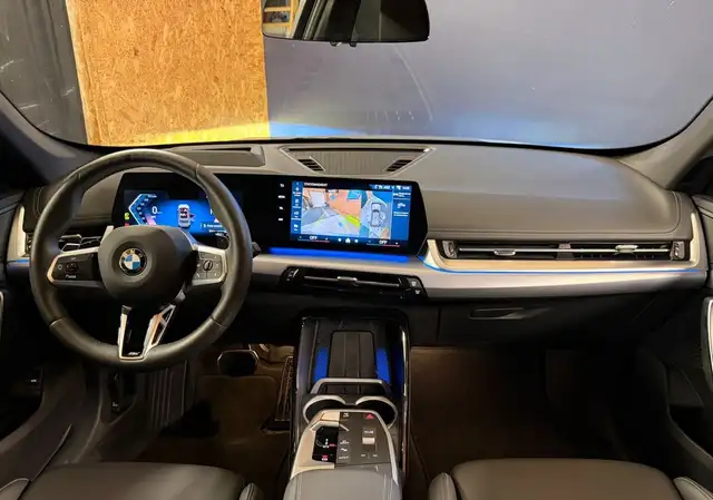 BMW X1 view 4