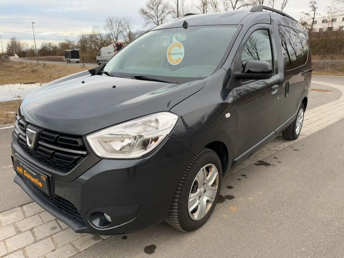 Dacia Dokker Comfort KLIMA NAVI PDC RFK Grau - 1