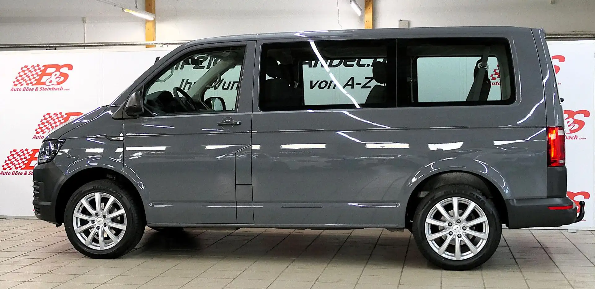 Volkswagen T6 Kombi *9-Sitzer*AHK*Doppel-Klima*PDC* Grigio - 2